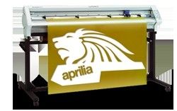 la tagliatrice grafica del vinile con il taglio automatico di contorno ed il laser indicano la taglierina del vinile CT630