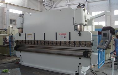 Sicurezza idraulica d'acciaio 10000KN 1000T/6000mm del freno della stampa di CNC Benchtop della macchina piegatubi