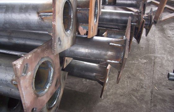 Saldatura automatica della piastra di base per palo di luce conico, alti alberi, monopolio
