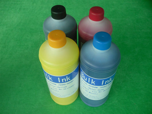 Il 3800 3800C 3850 di Epson 3880 3890 pigmenta l'inchiostro nel colore di PBK LA C la m. Y, stampa affluente