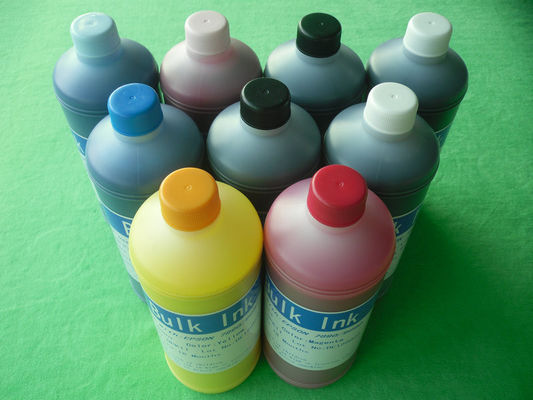 Il 3800 3800C 3850 di Epson 3880 3890 pigmenta l'inchiostro nel colore di PBK LA C la m. Y, stampa affluente