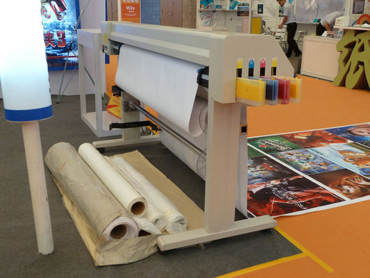 Stampante solvente di A-Starjet Eco con la larghezza di stampa di colore 1.52M della testa di stampa di Epson DX5.5 CMYK