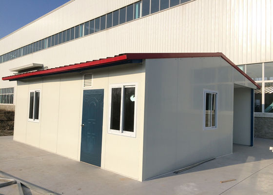 Unità prefabbricate d'acciaio leggere moderne del bungalow Non Restringenti per la piccola famiglia
